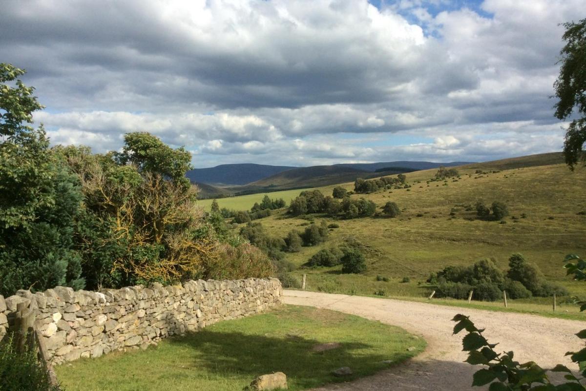 Easter Corrie Cottages Ballindalloch ภายนอก รูปภาพ
